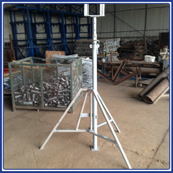 钢支撑和三脚架